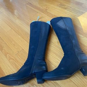 Arche black, leather/nubuck, knee~high boots.